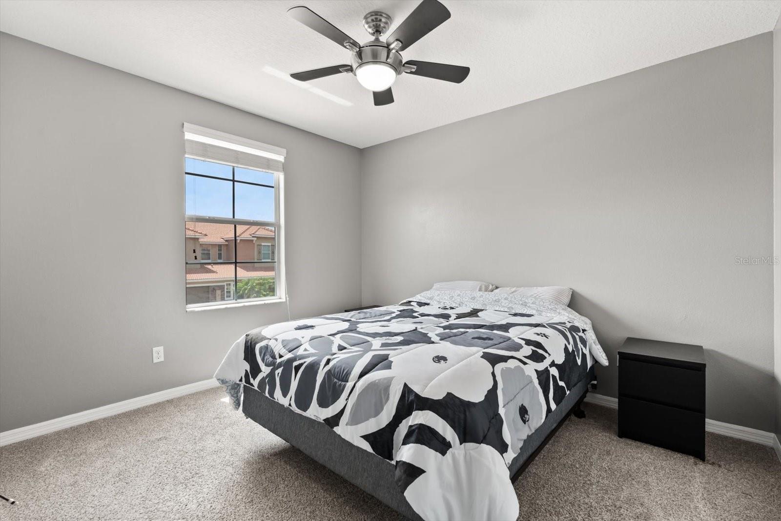 Image 18 of 35 For 299 Terracina Drive