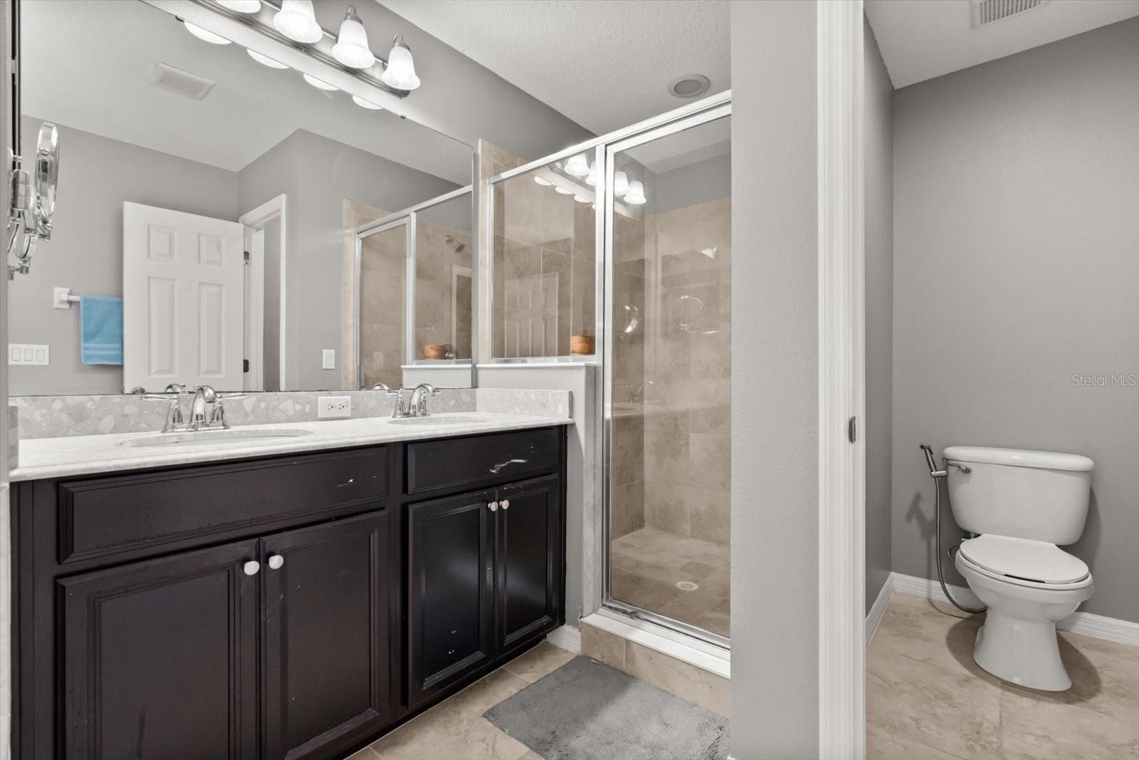 Image 26 of 35 For 299 Terracina Drive