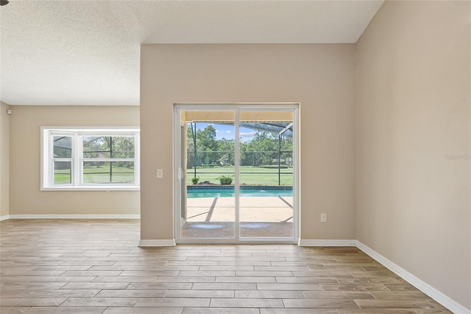 Image 19 of 56 For 7037 Edgeworth Drive