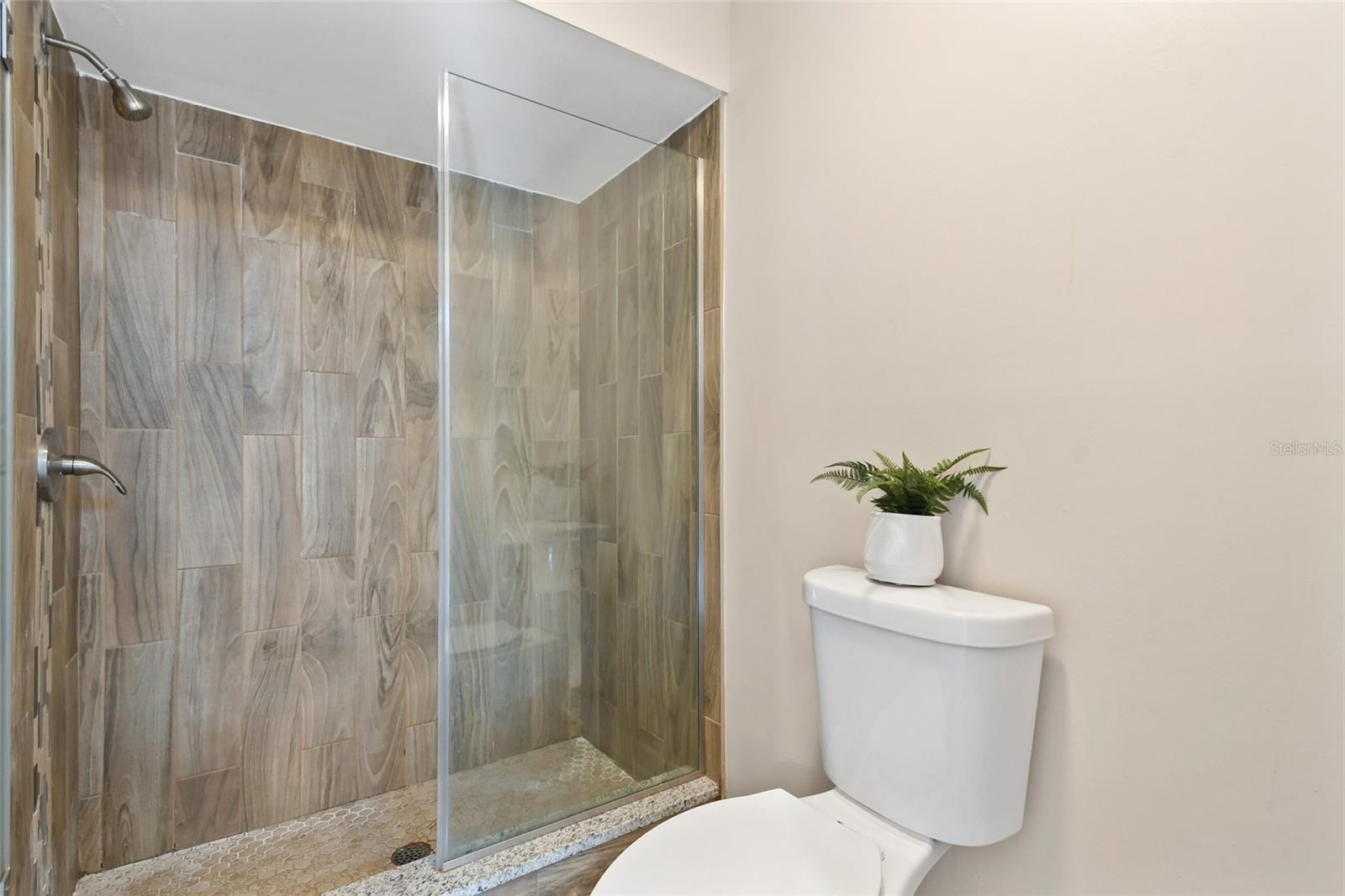 Image 48 of 56 For 7037 Edgeworth Drive