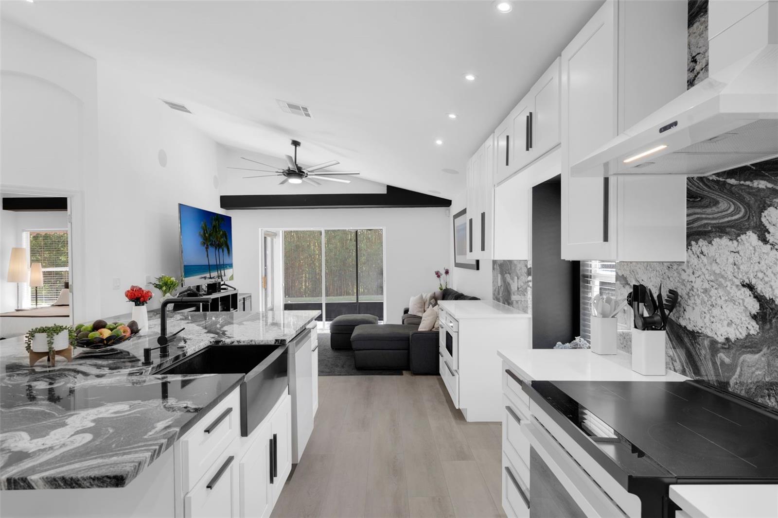 Image 11 of 36 For 2520 Oakington Street