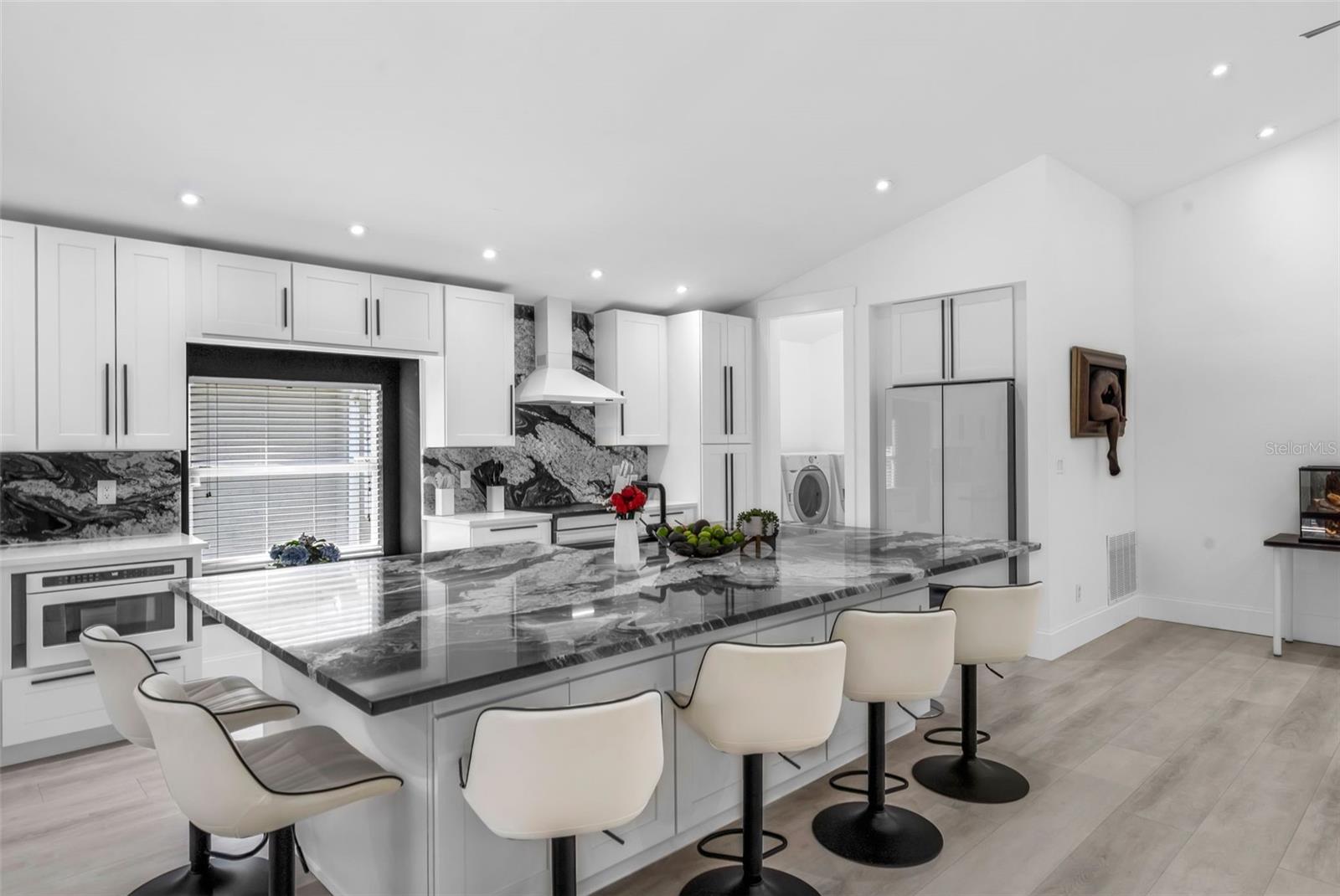 Image 12 of 36 For 2520 Oakington Street