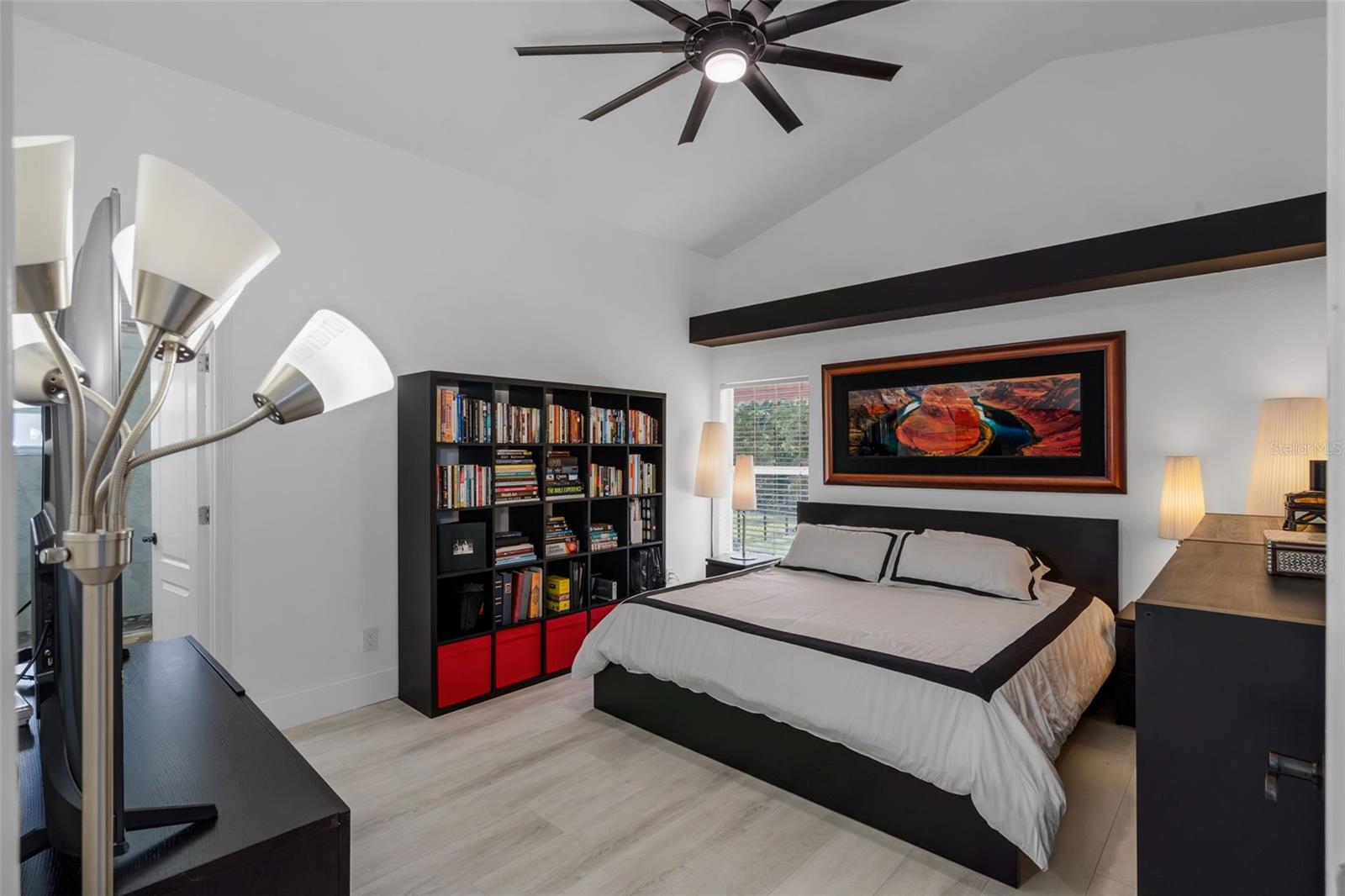 Image 15 of 36 For 2520 Oakington Street