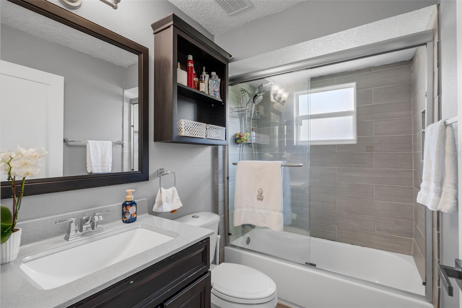 Image 21 of 36 For 2520 Oakington Street
