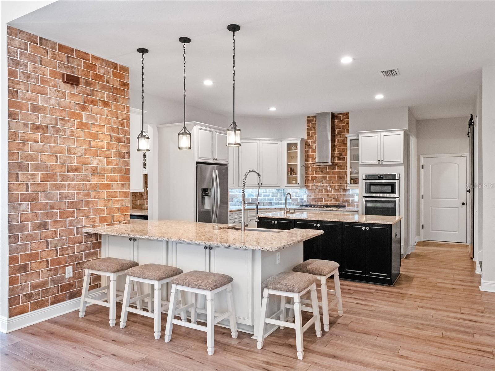 Image 15 of 79 For 20199 Sweetwood Lane