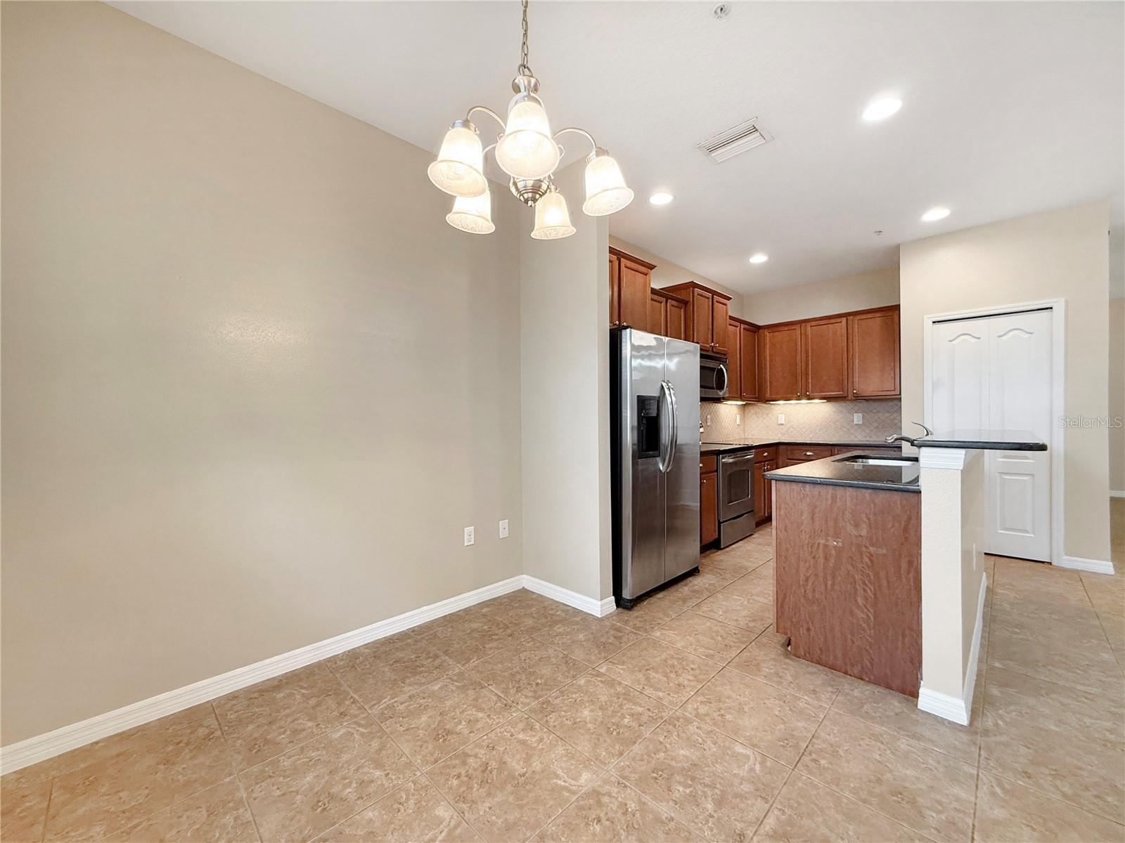 Image 18 of 45 For 8623 Andalucia Field Drive