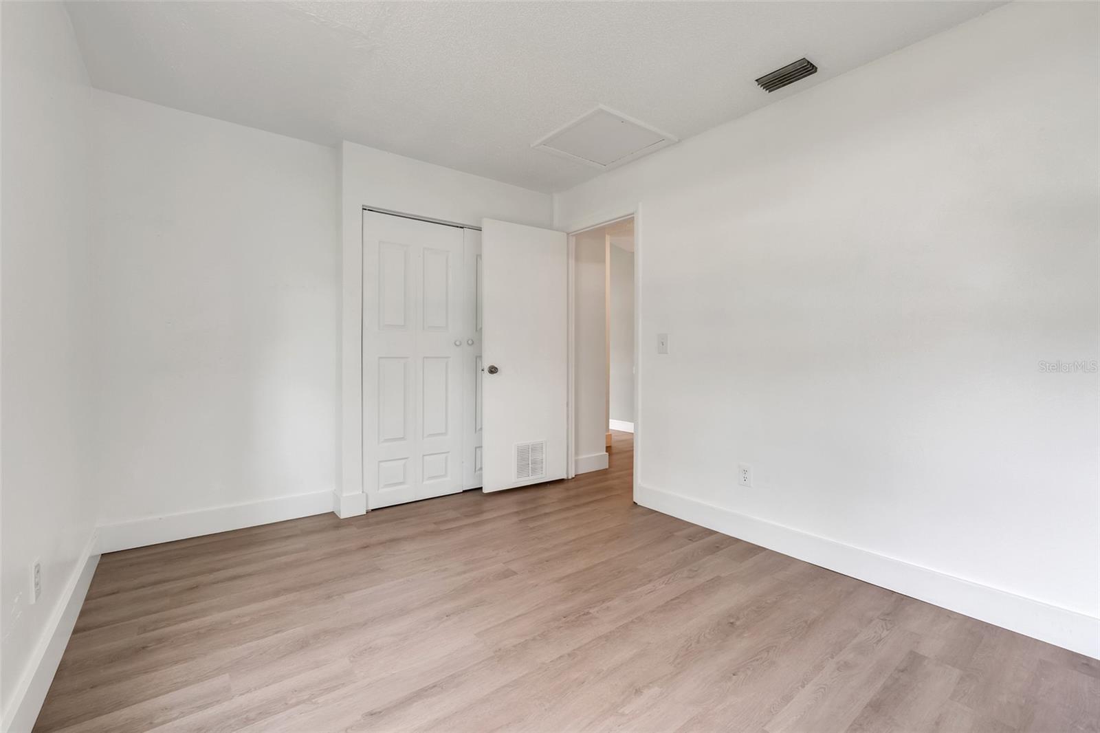 Image 11 of 15 For 3357 Shalimar Circle