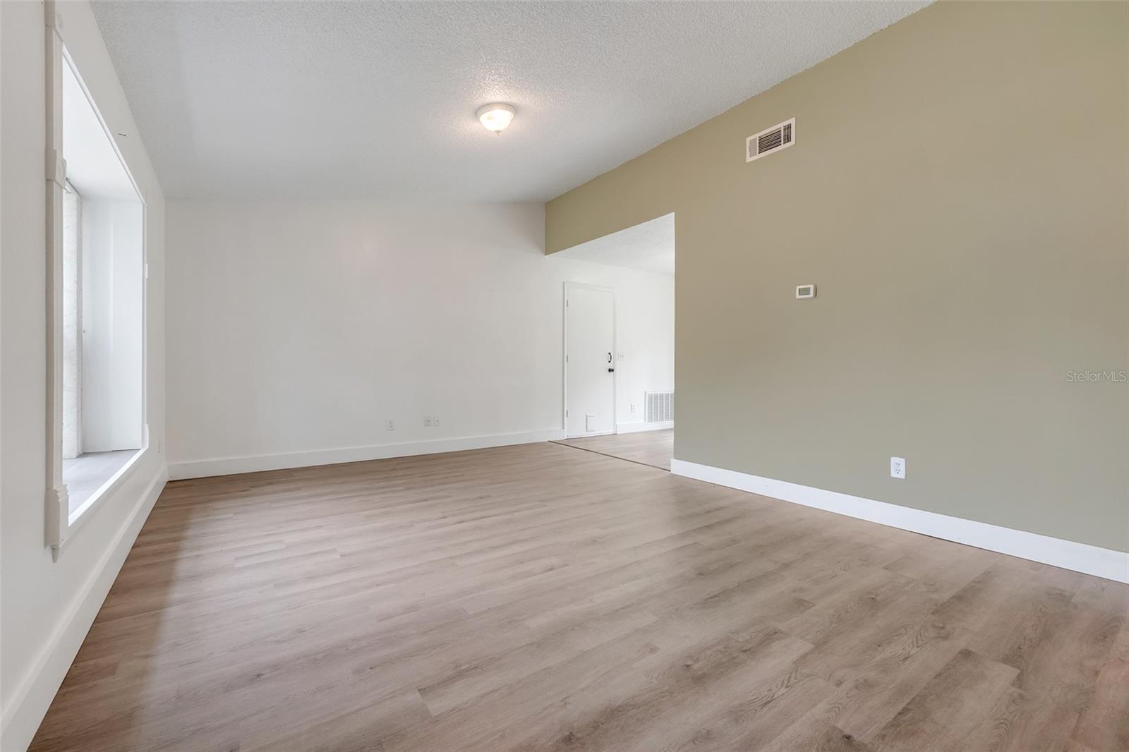 Image 3 of 15 For 3357 Shalimar Circle