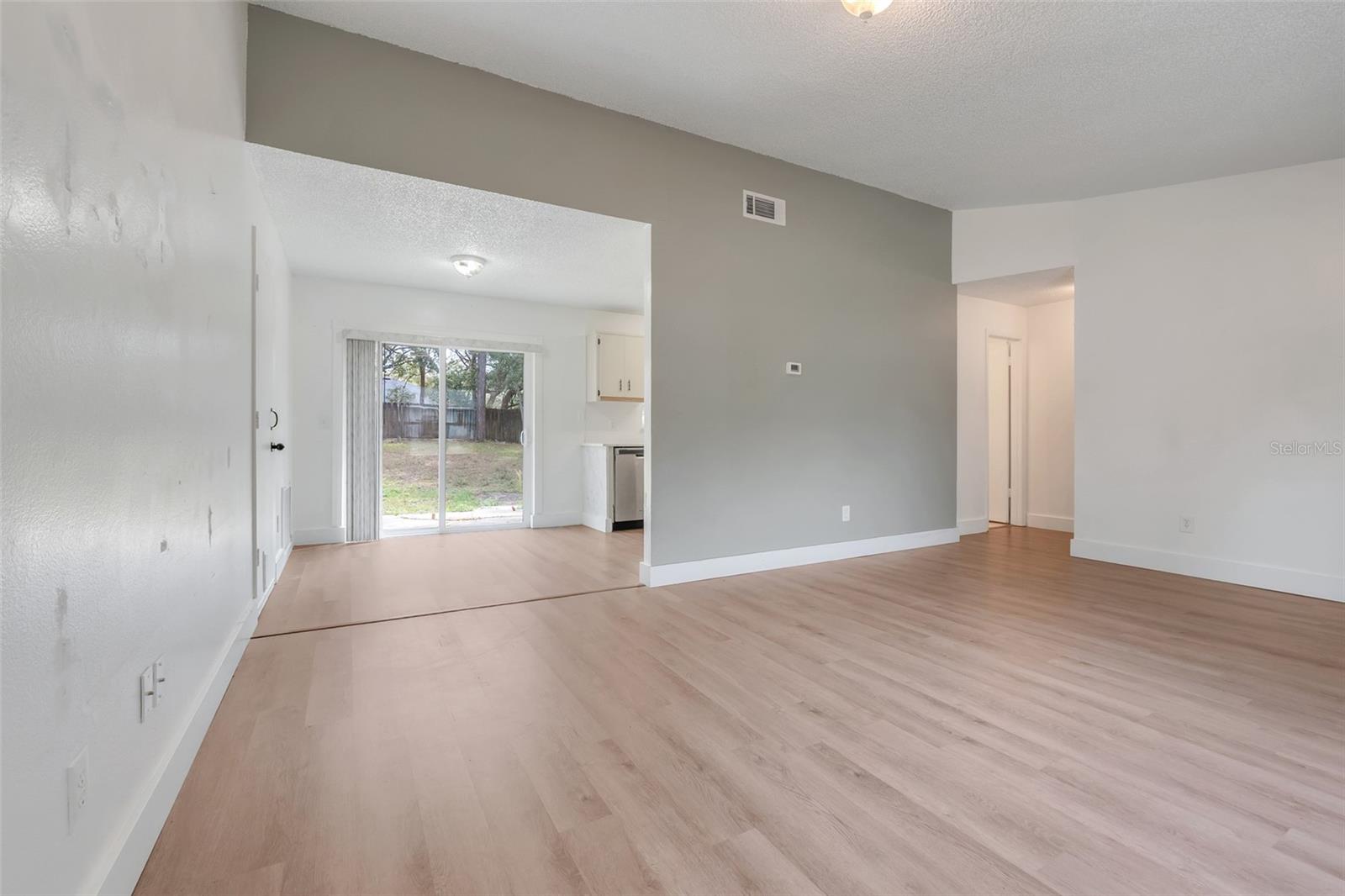 Image 4 of 15 For 3357 Shalimar Circle