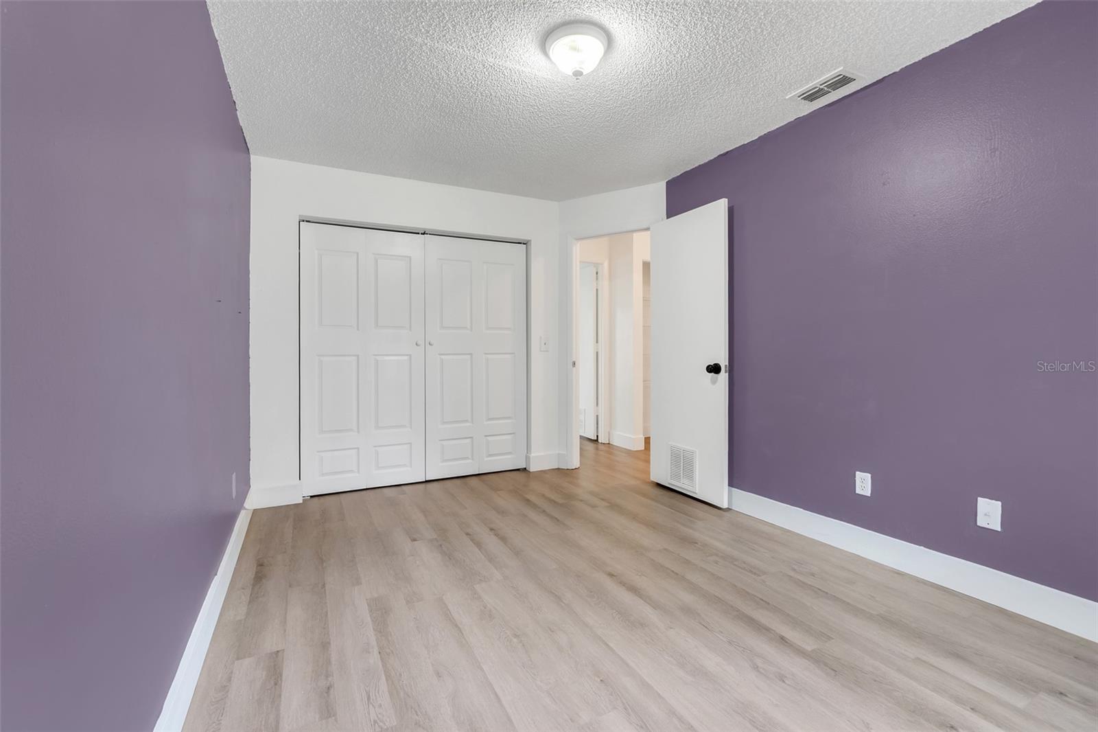 Image 9 of 15 For 3357 Shalimar Circle