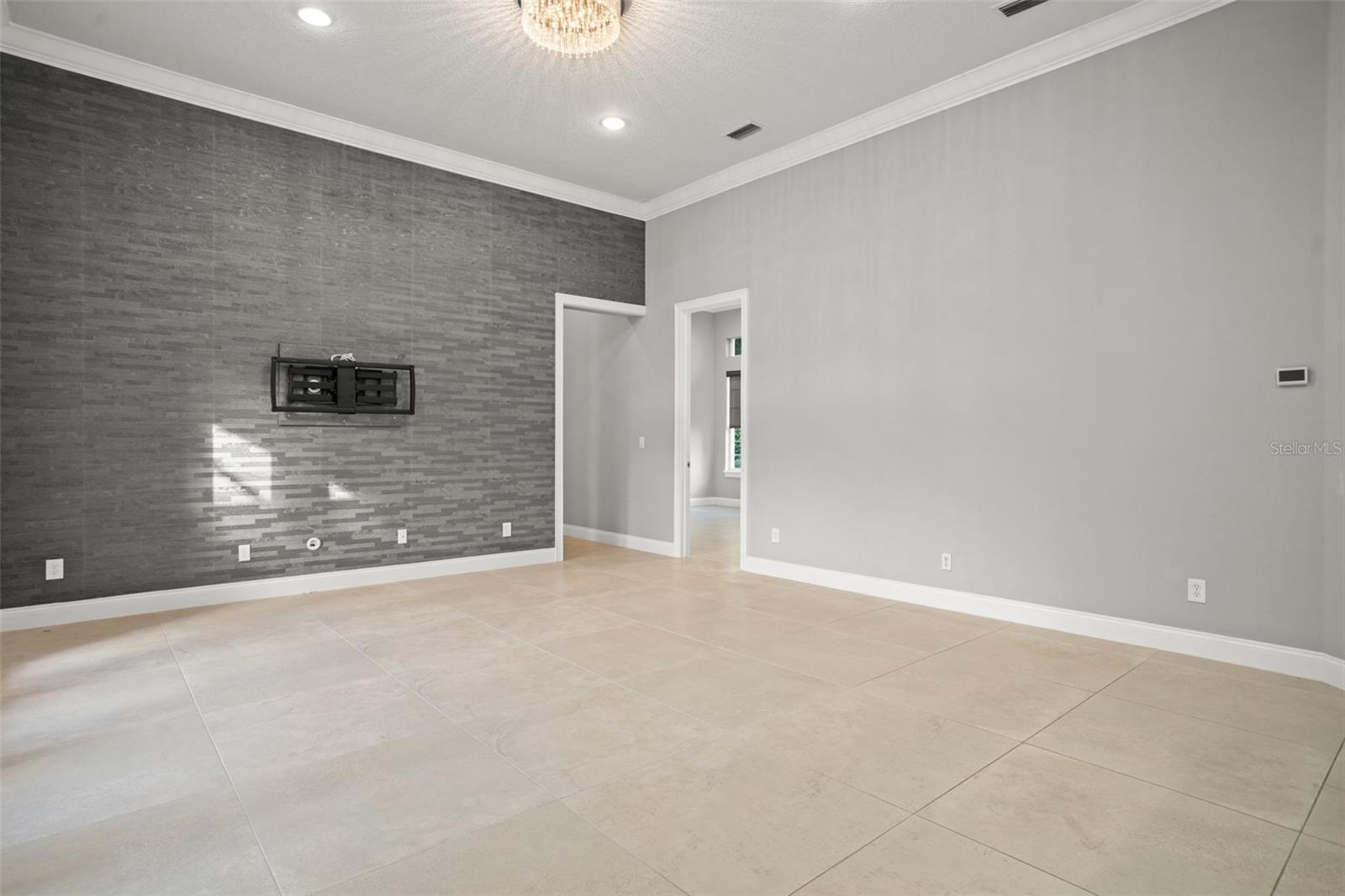 Image 13 of 42 For 6425 Cartmel Lane