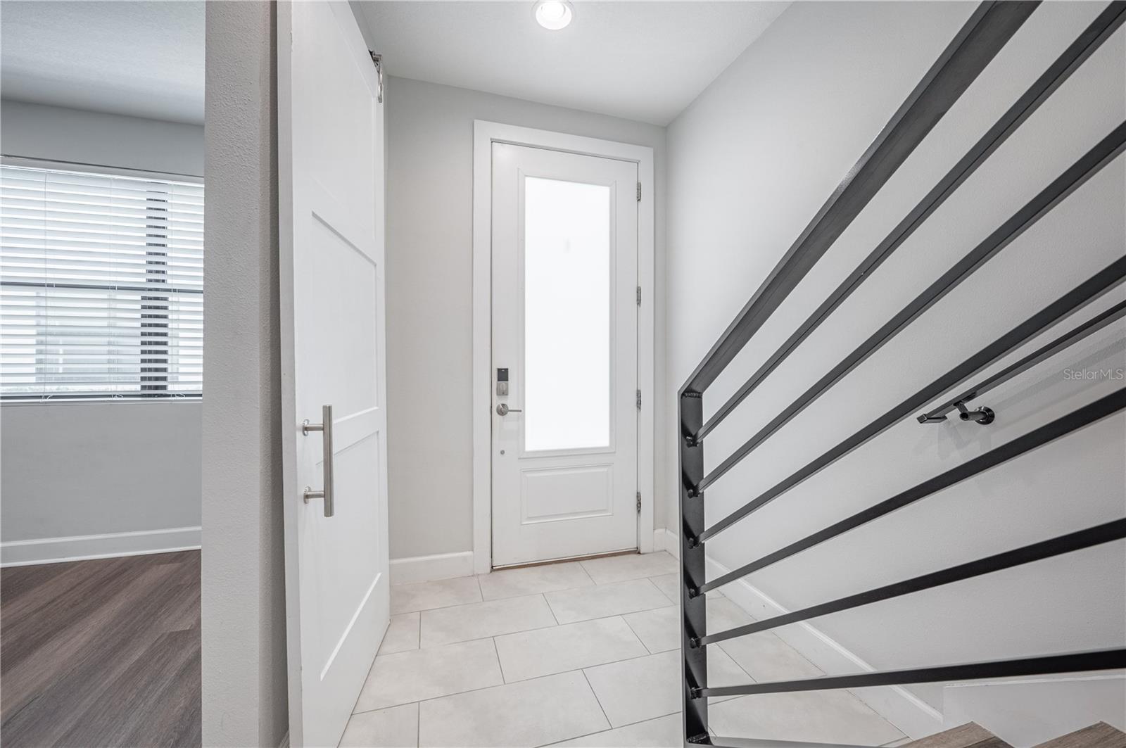Image 11 of 48 For 1332 Gray Street 6