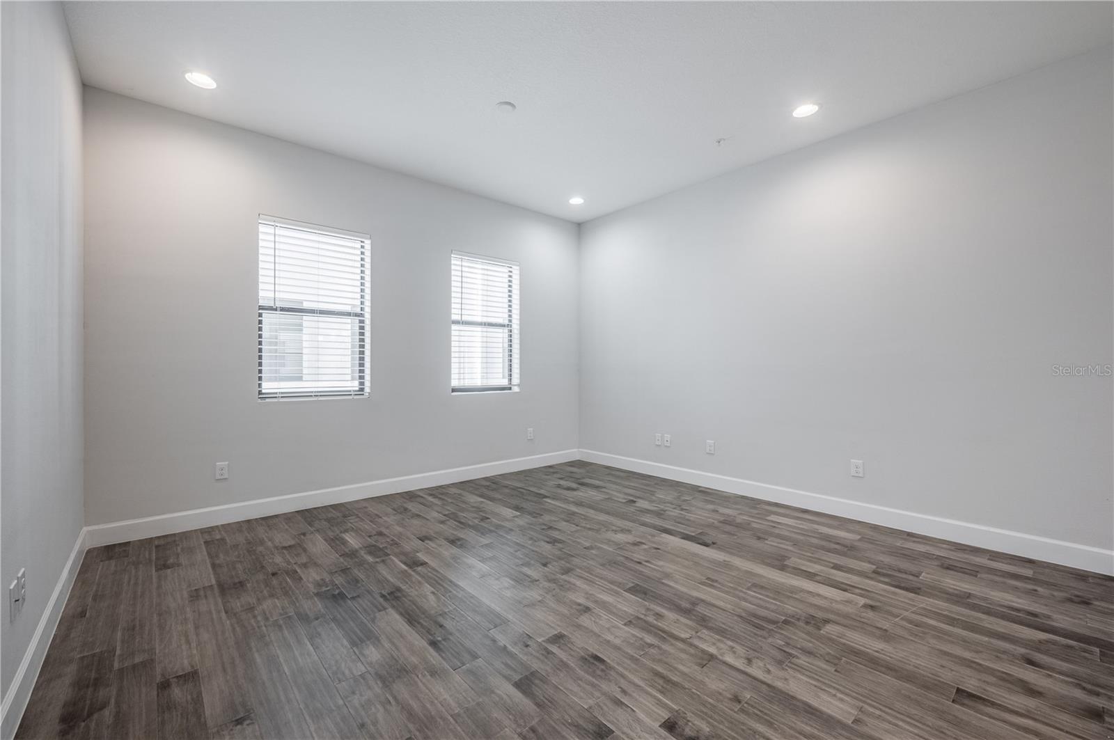 Image 13 of 48 For 1332 Gray Street 6