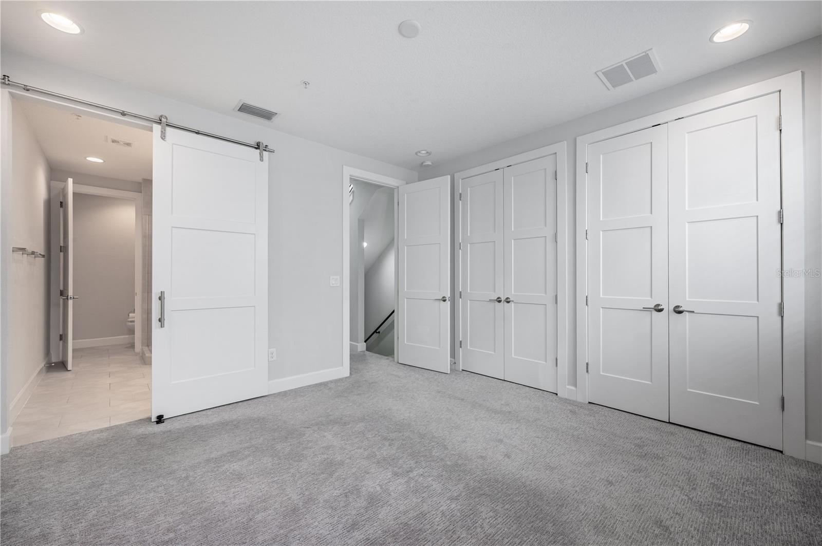 Image 31 of 48 For 1332 Gray Street 6