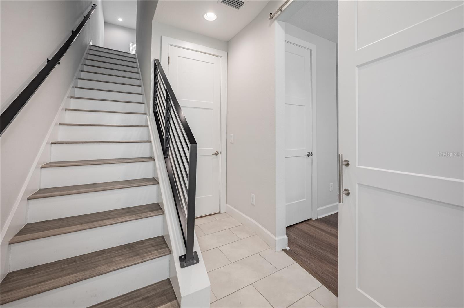 Image 4 of 48 For 1332 Gray Street 6