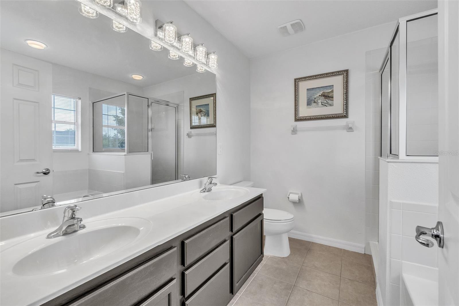 Image 18 of 42 For 9189 Camden Gardens Street