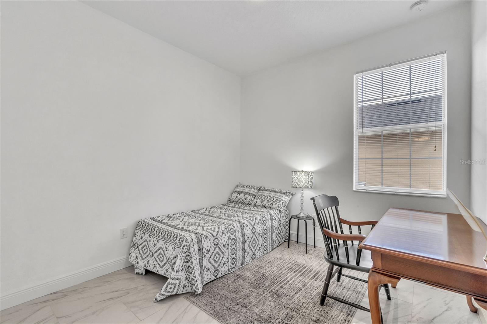 Image 21 of 42 For 9189 Camden Gardens Street
