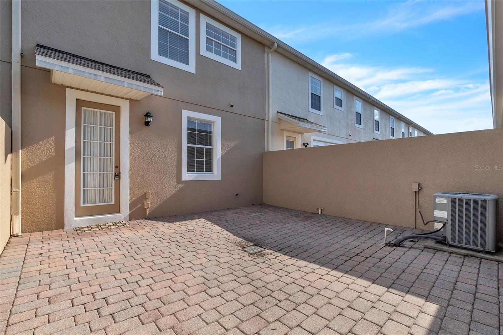 Image 32 of 42 For 9189 Camden Gardens Street