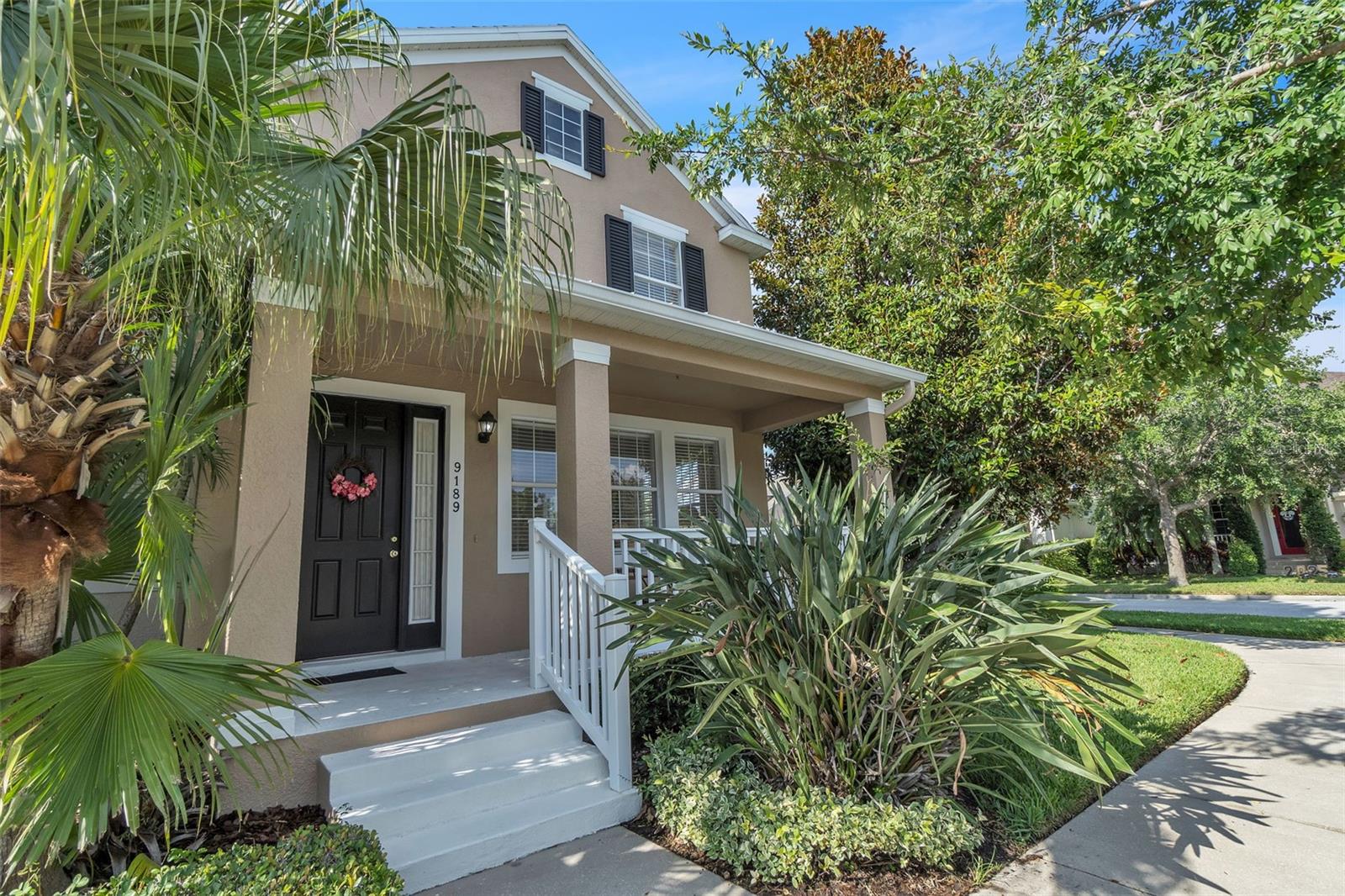 Image 4 of 42 For 9189 Camden Gardens Street