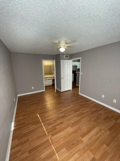 Image 12 of 25 For 4350 Perkinshire Lane 101