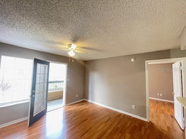 Image 3 of 25 For 4350 Perkinshire Lane 101