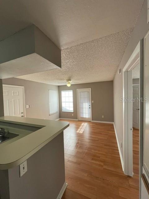 Image 5 of 25 For 4350 Perkinshire Lane 101