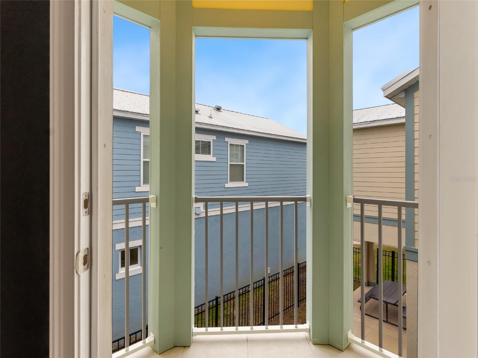Image 33 of 44 For 1468 Fairview Circle