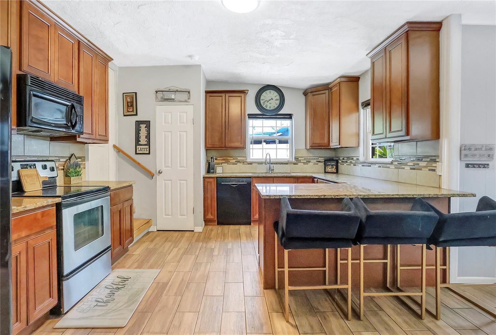 Image 4 of 26 For 1032 Perkins Road