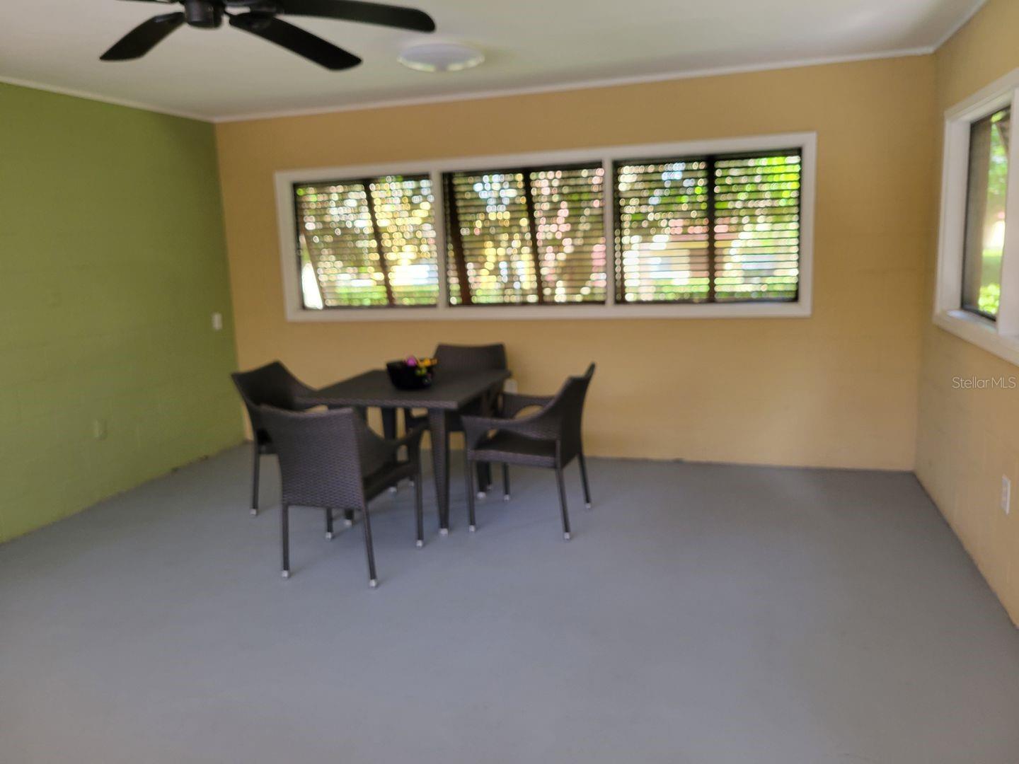 Image 13 of 14 For 1521 Catherine Street 16