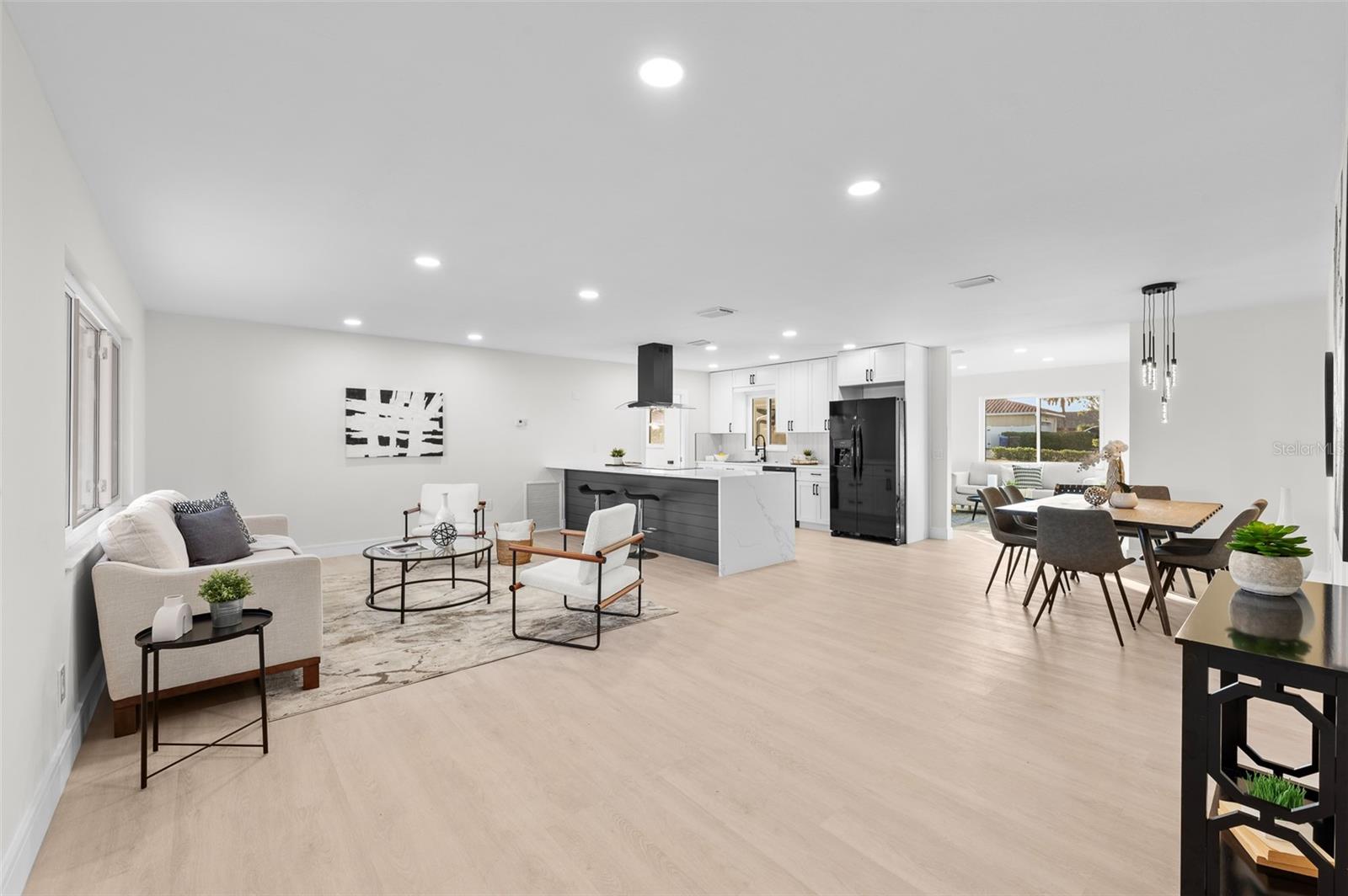 Image 18 of 47 For 105 12th Street Sw