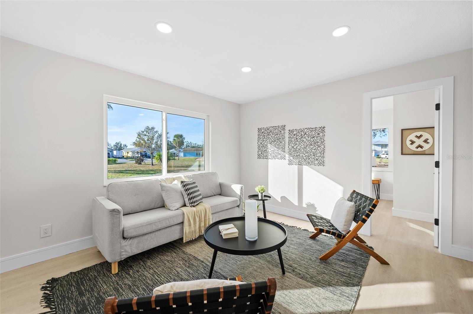 Image 32 of 47 For 105 12th Street Sw