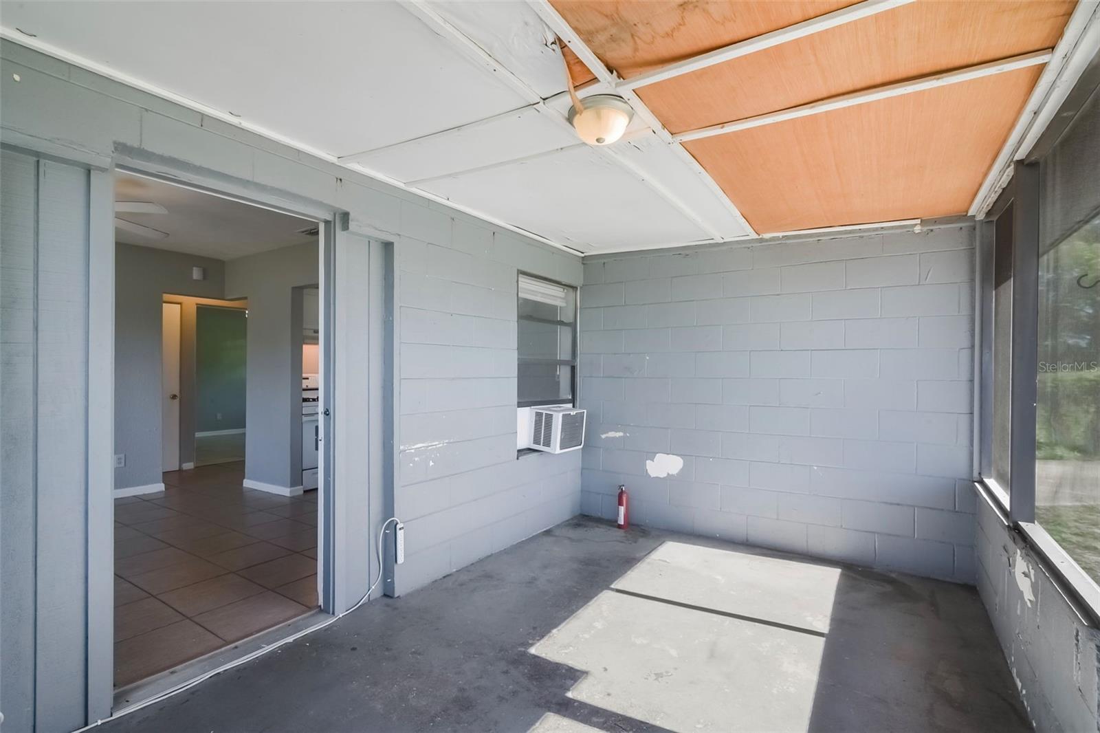 Image 16 of 20 For 1220 Morin Street A