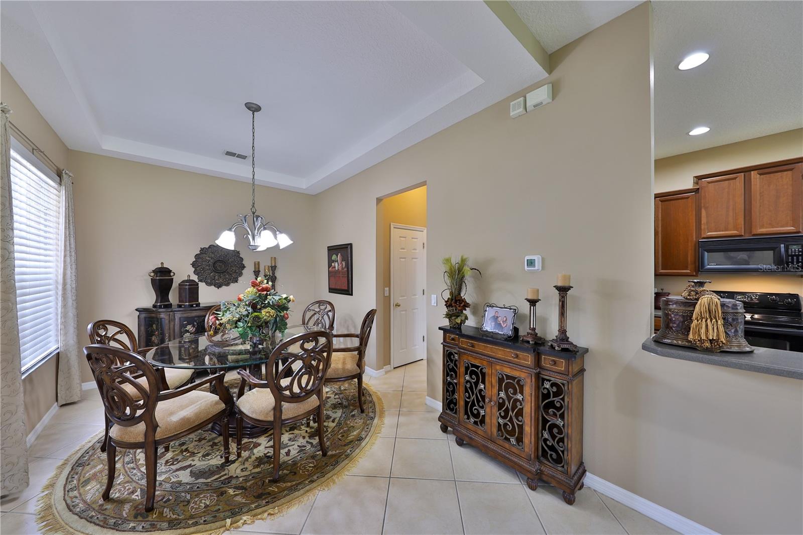 Image 7 of 24 For 5154 Majestic Woods Place