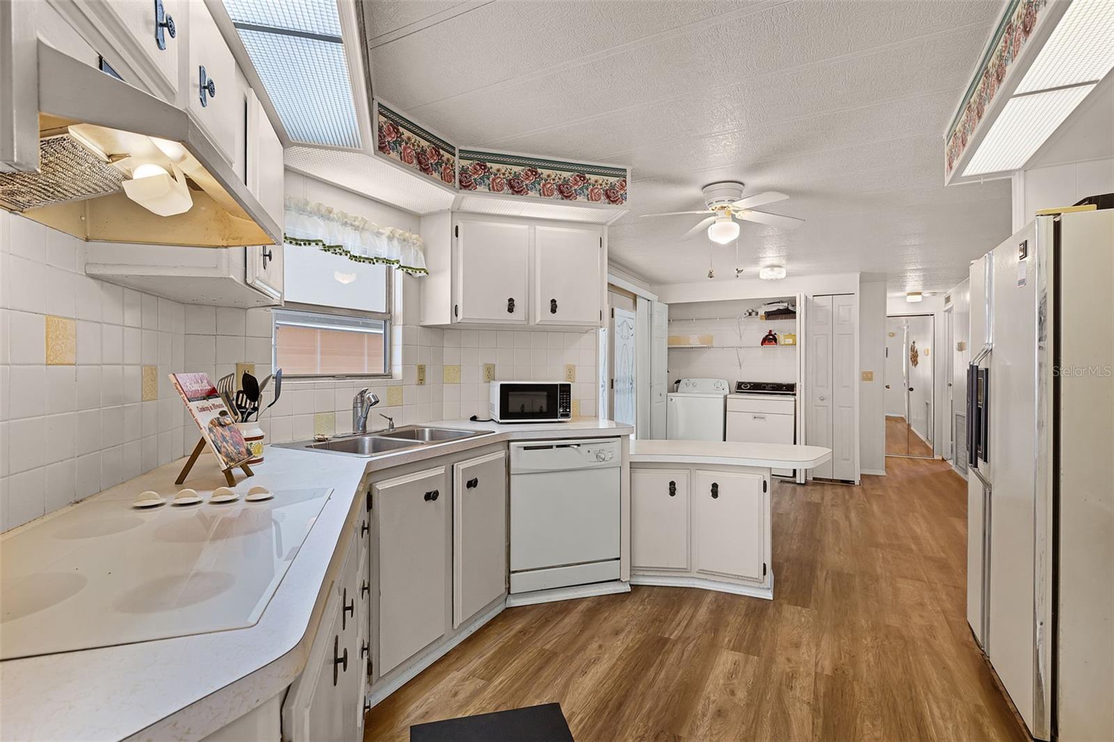 Image 12 of 43 For 200 Palm Meadows Drive