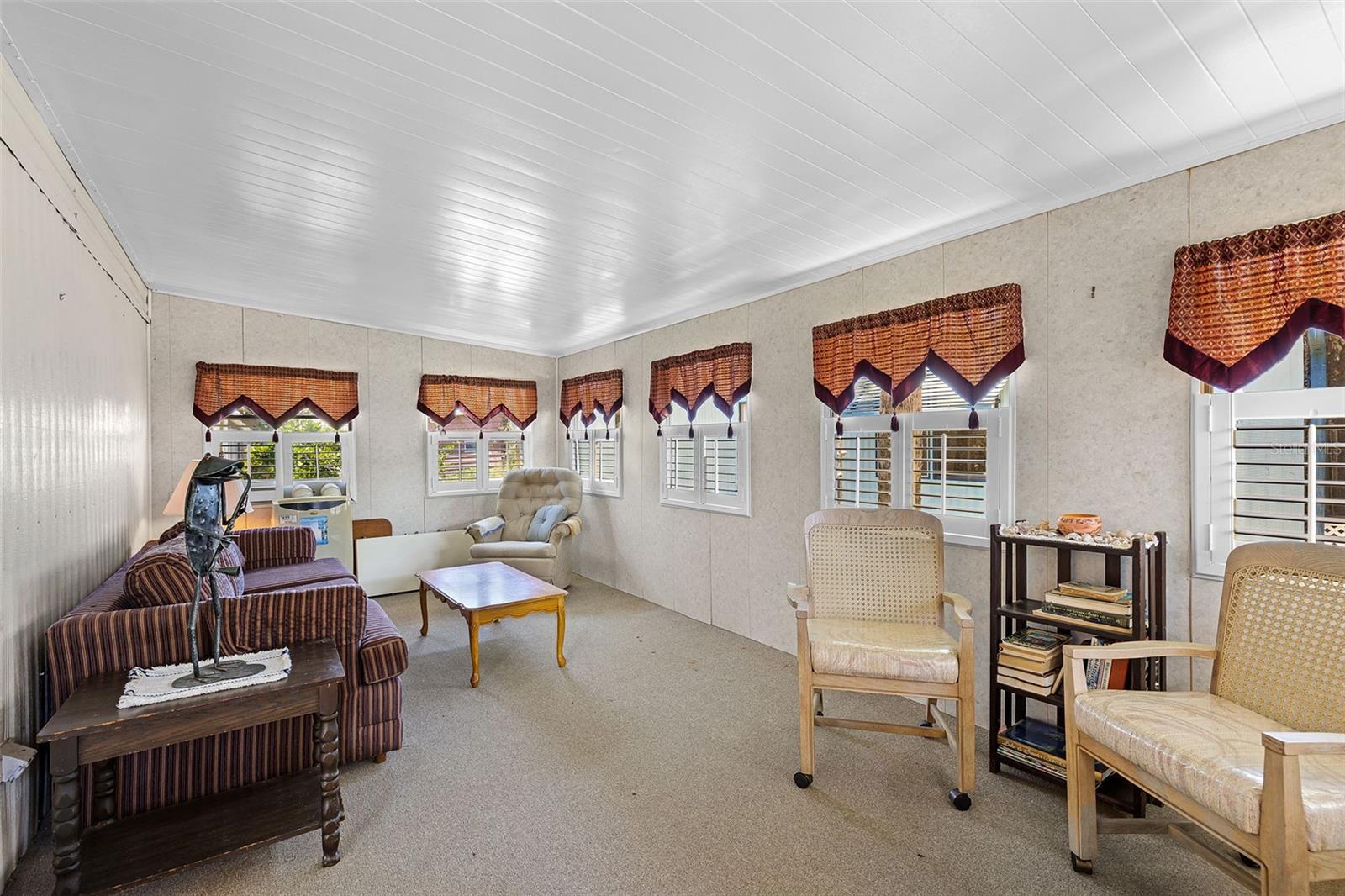 Image 19 of 43 For 200 Palm Meadows Drive
