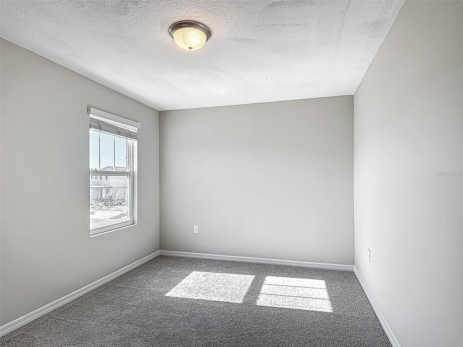 Image 12 of 29 For 596 Sun Warbler Way