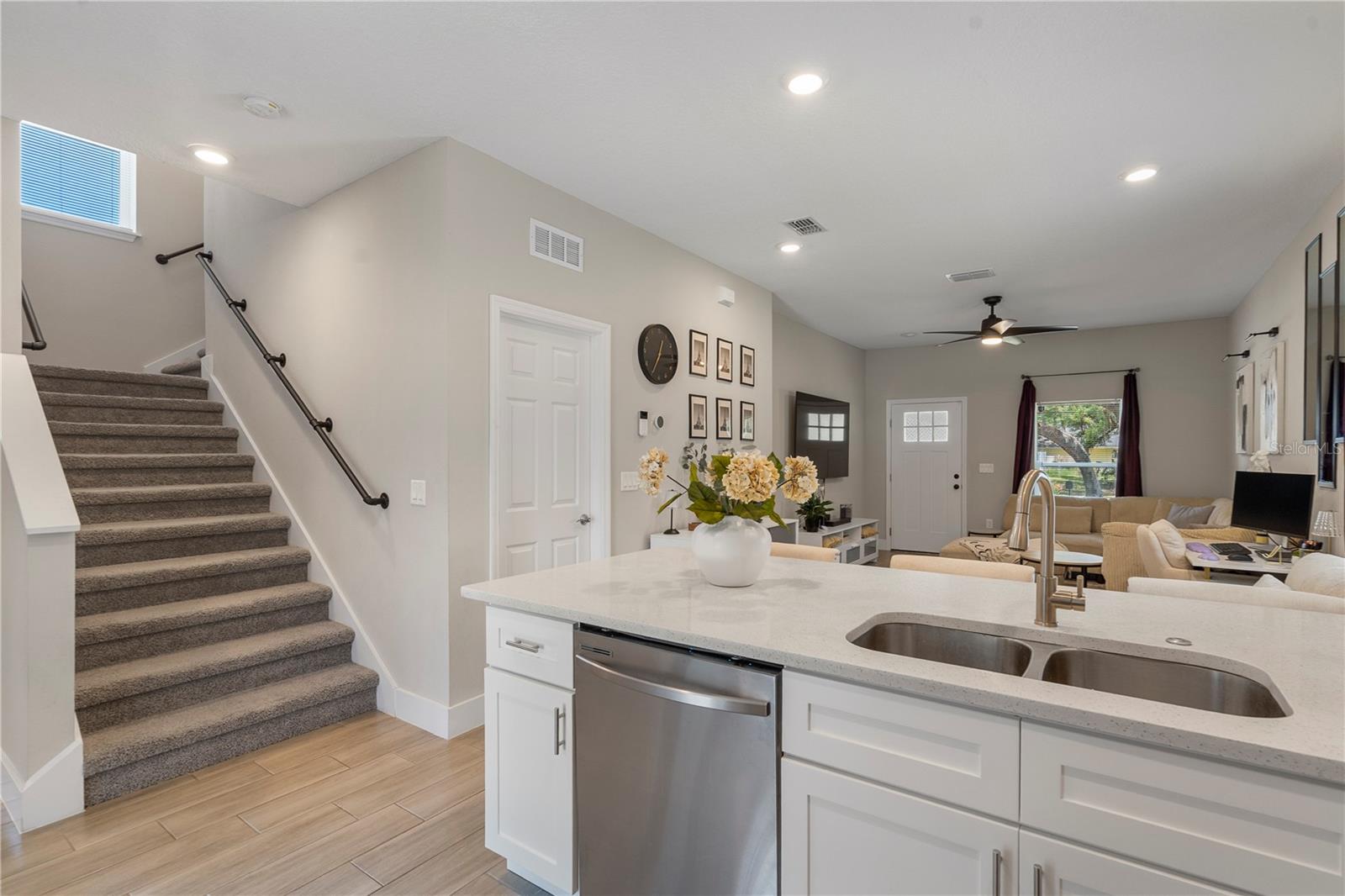 Image 6 of 38 For 146 15th Street