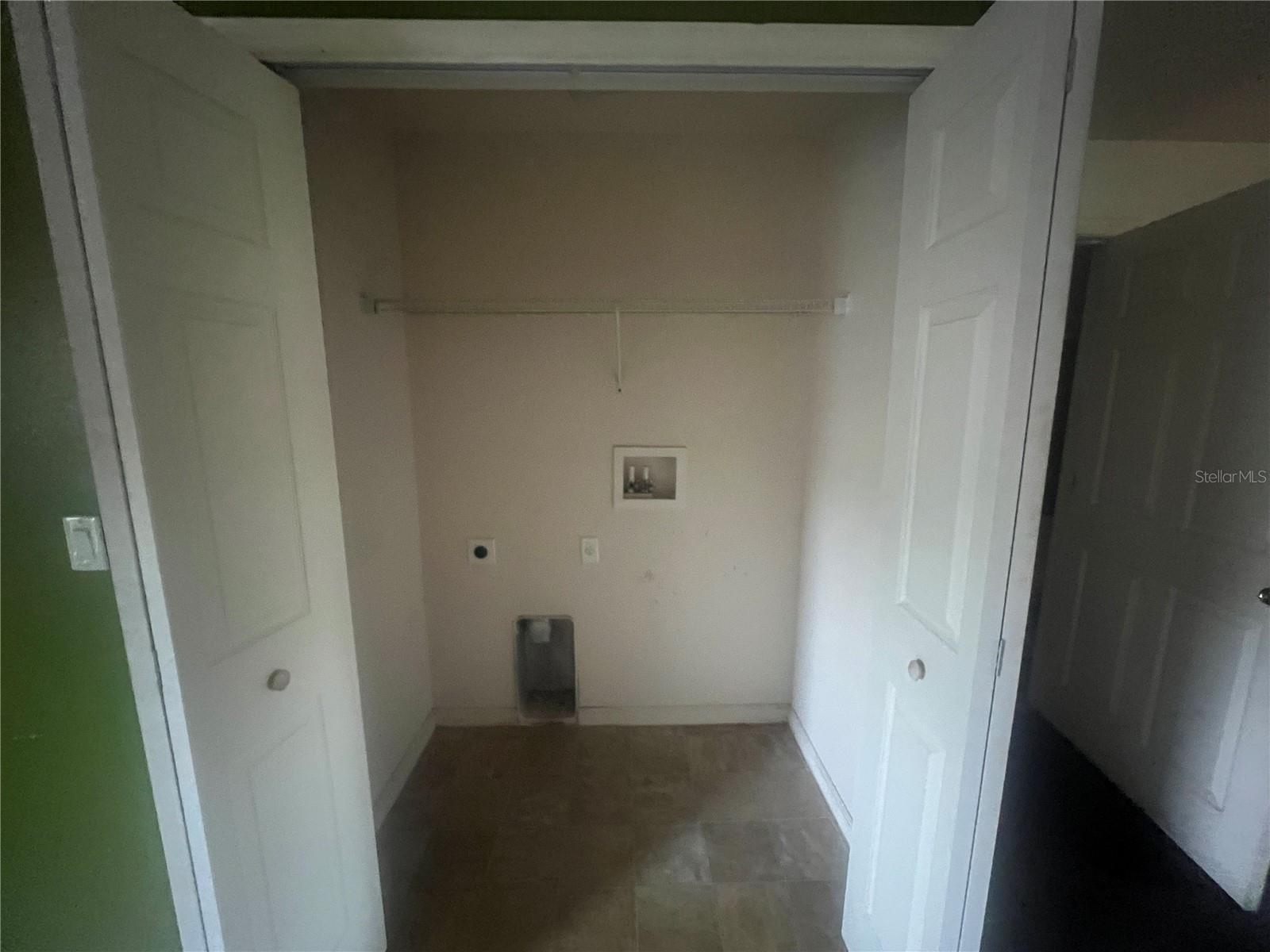 Image 17 of 20 For 4650 Staghorn Drive