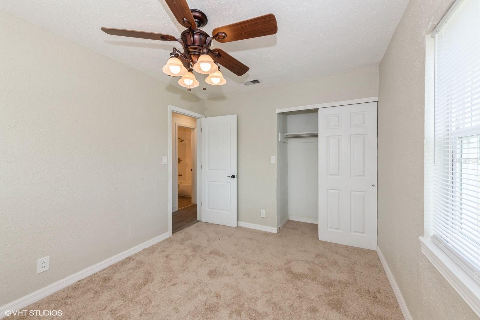 Image 21 of 32 For 4816 Crow Street