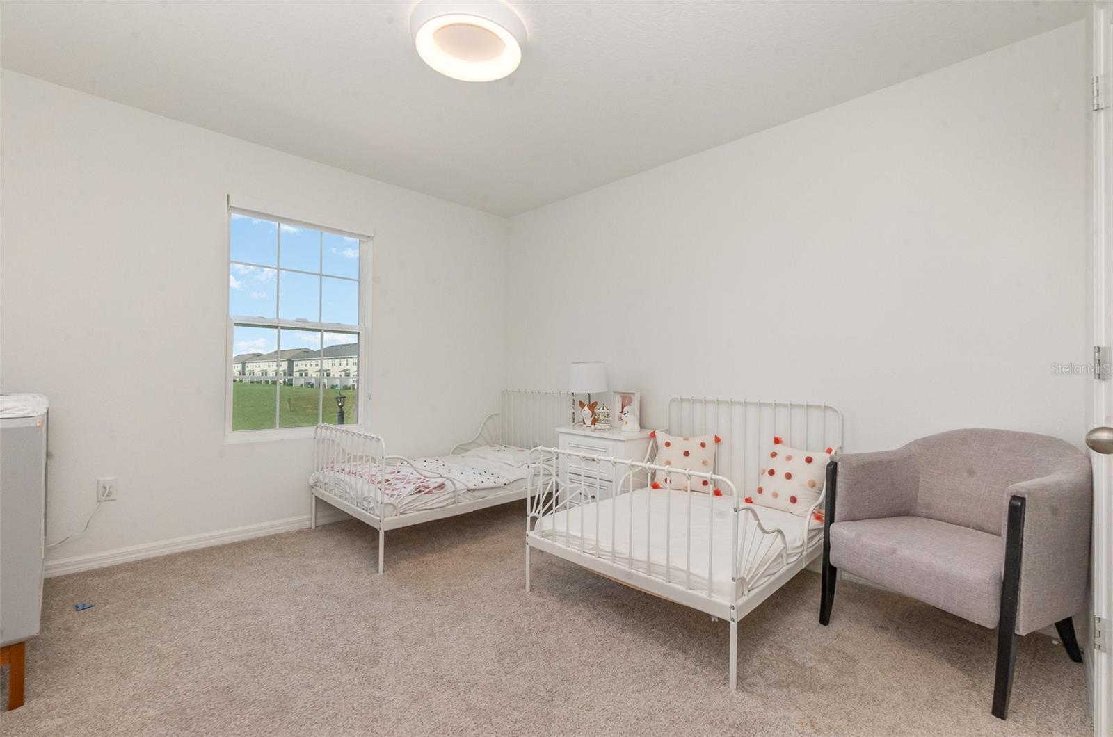 Image 26 of 37 For 9027 Coral Cape Street