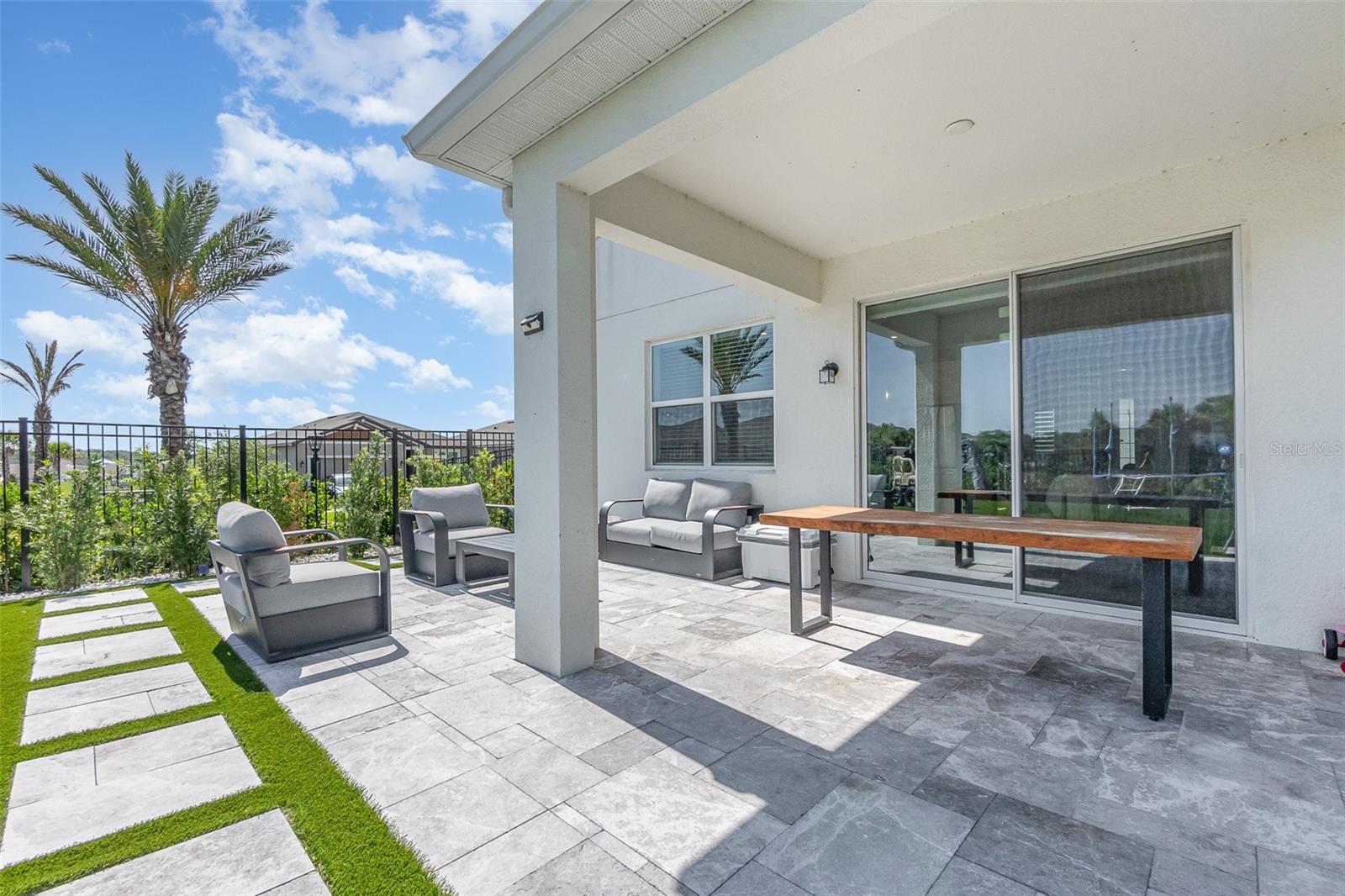 Image 30 of 37 For 9027 Coral Cape Street
