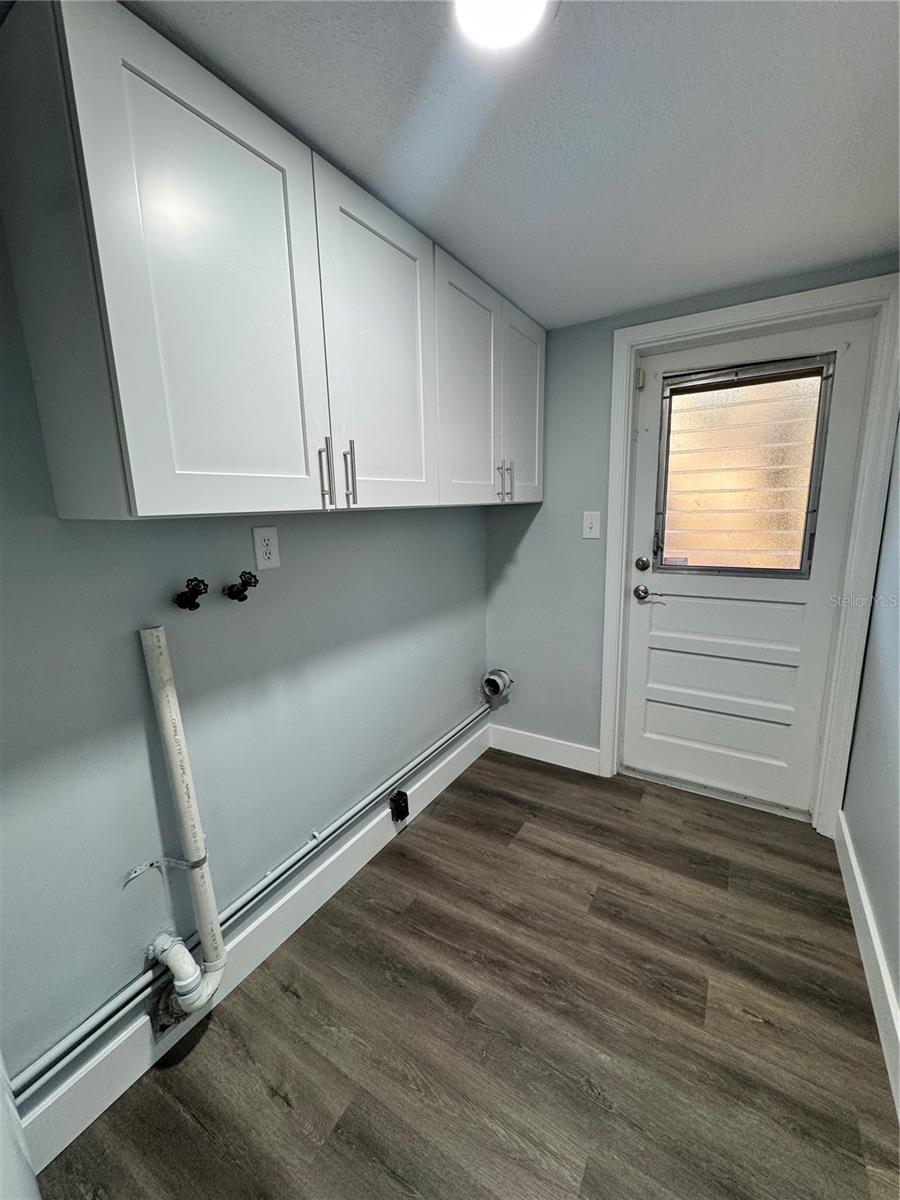 Image 6 of 18 For 248 Cedarwood Drive