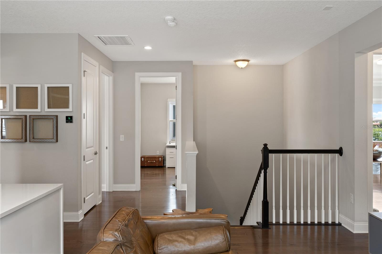 Image 19 of 40 For 10529 Royal Cypress Way
