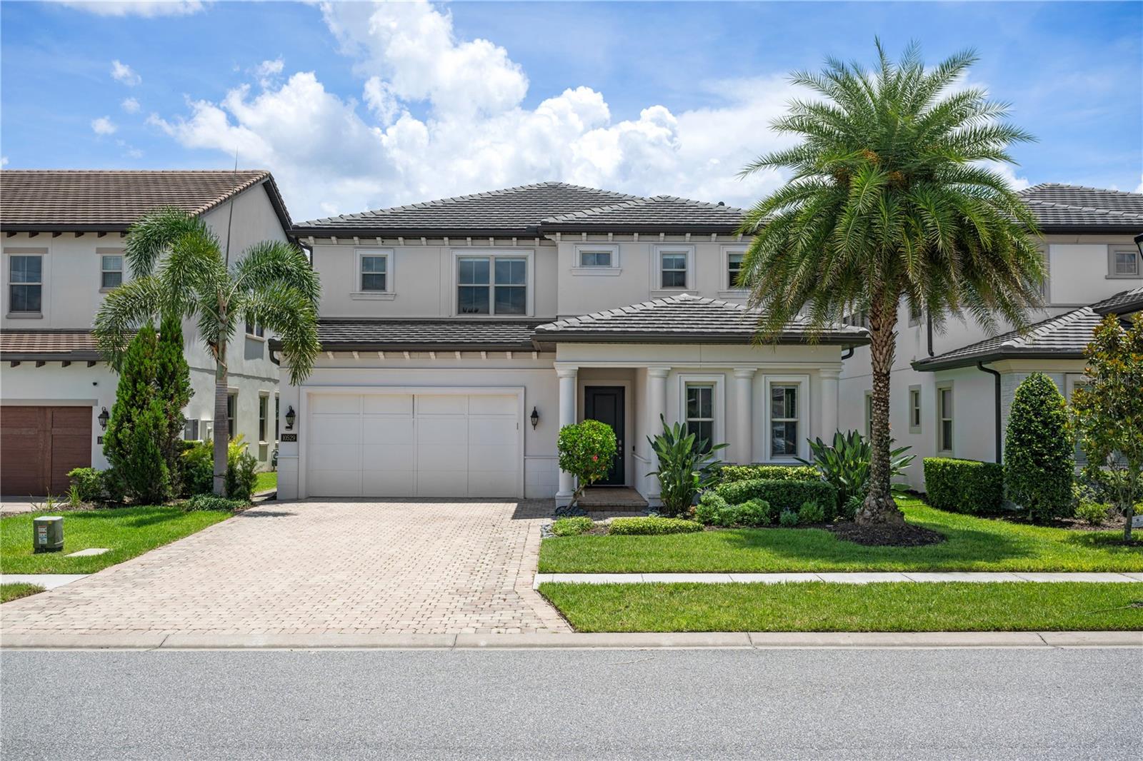 Image 2 of 40 For 10529 Royal Cypress Way