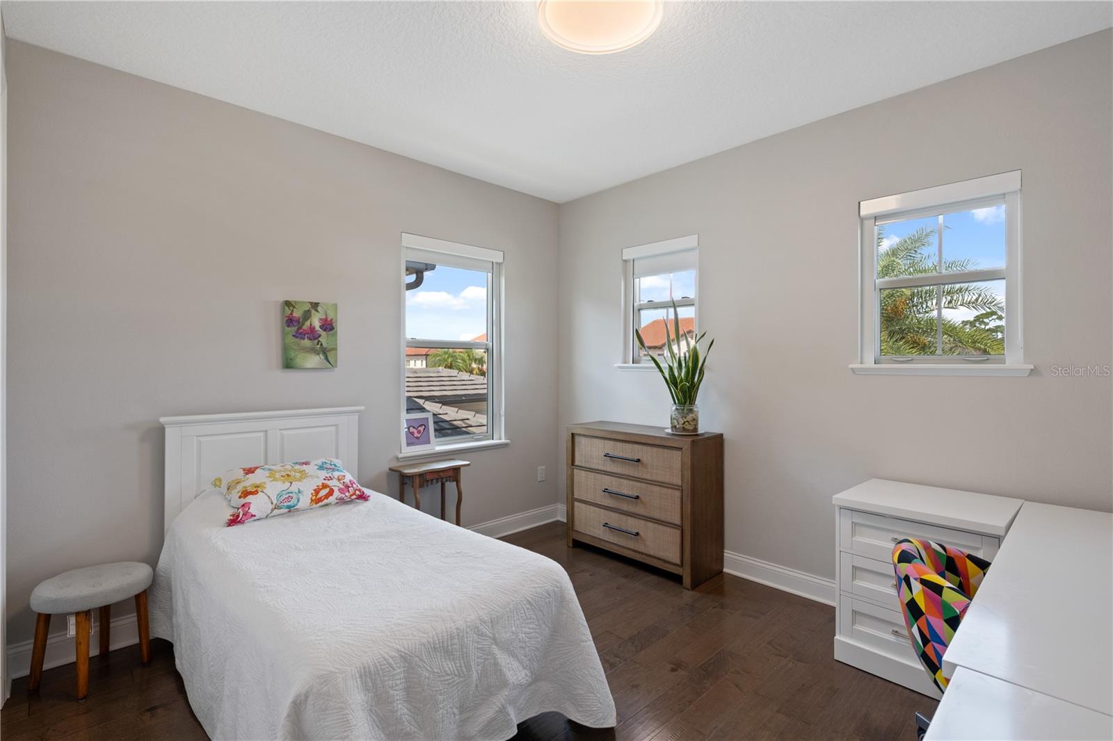 Image 25 of 40 For 10529 Royal Cypress Way