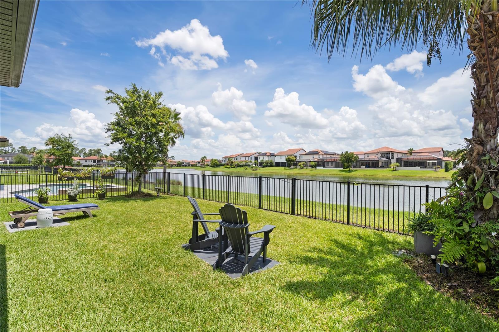 Image 31 of 40 For 10529 Royal Cypress Way
