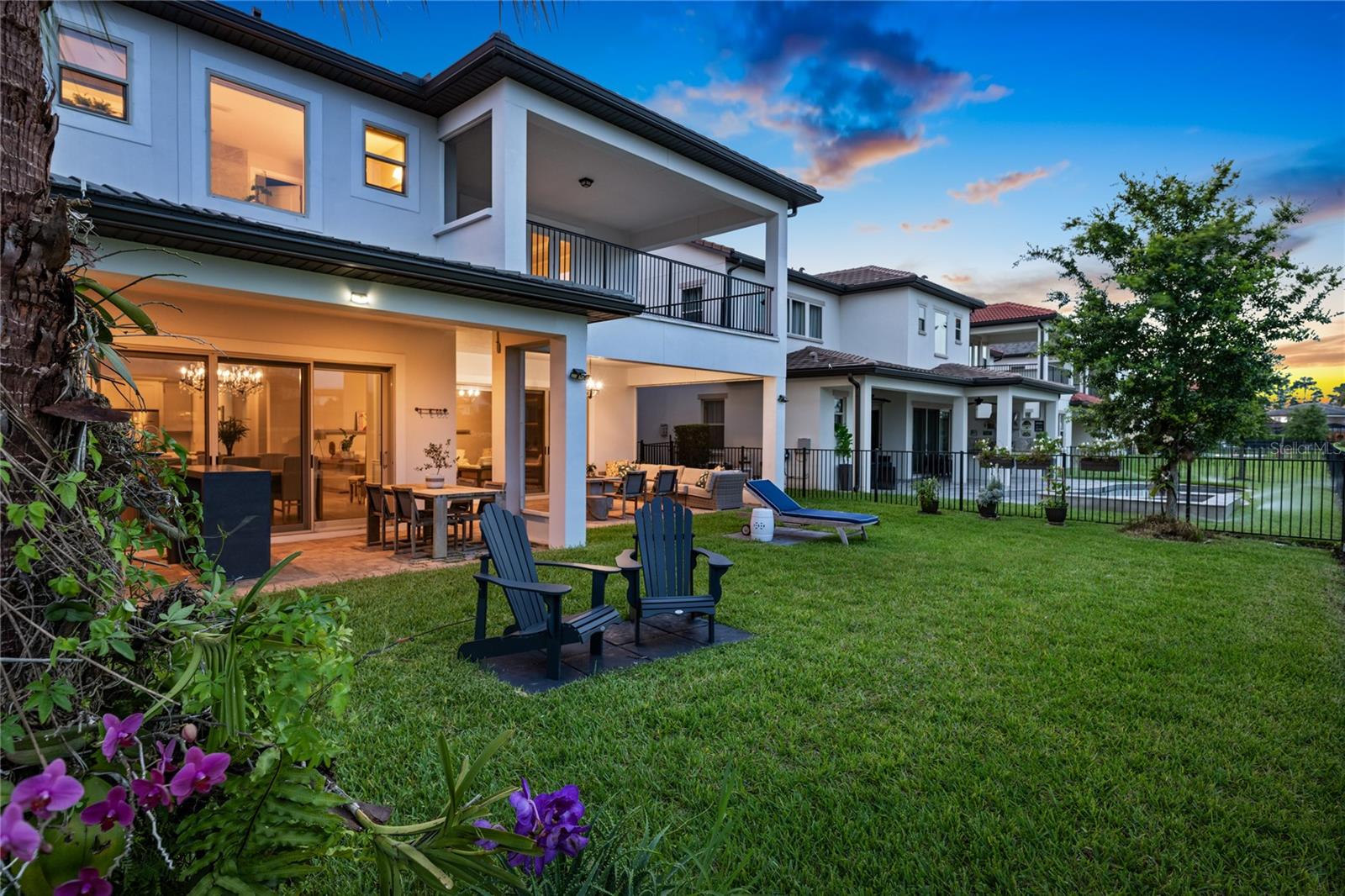 Image 36 of 40 For 10529 Royal Cypress Way