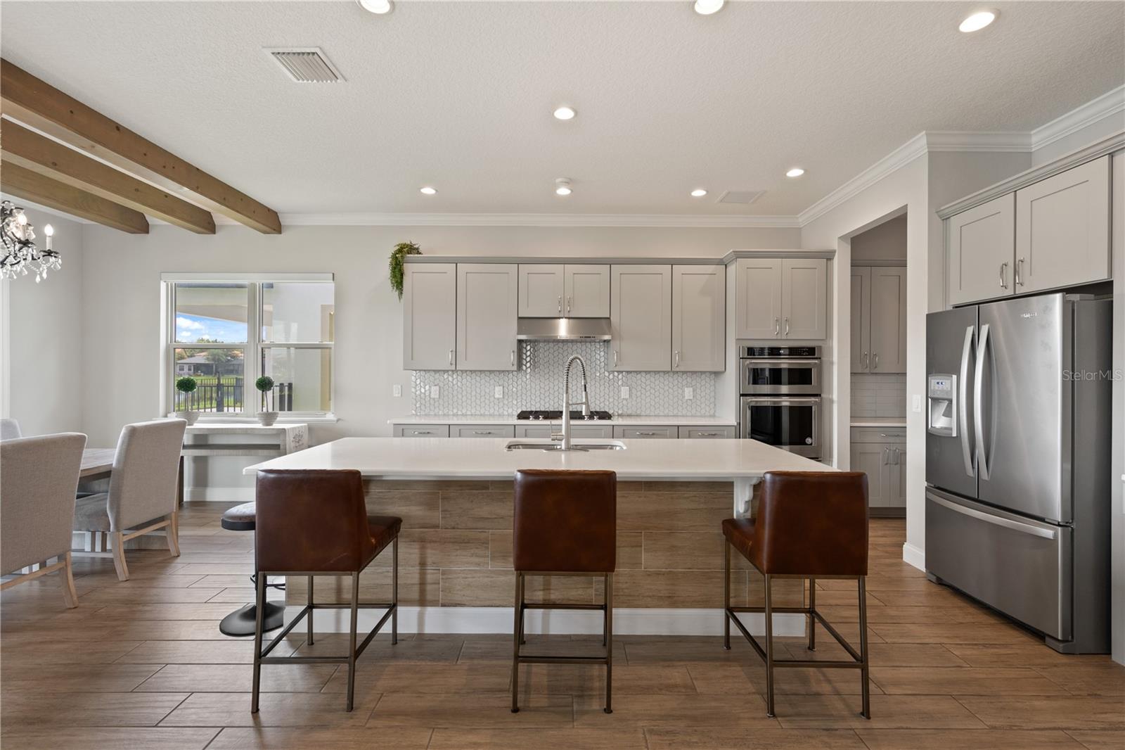 Image 7 of 40 For 10529 Royal Cypress Way