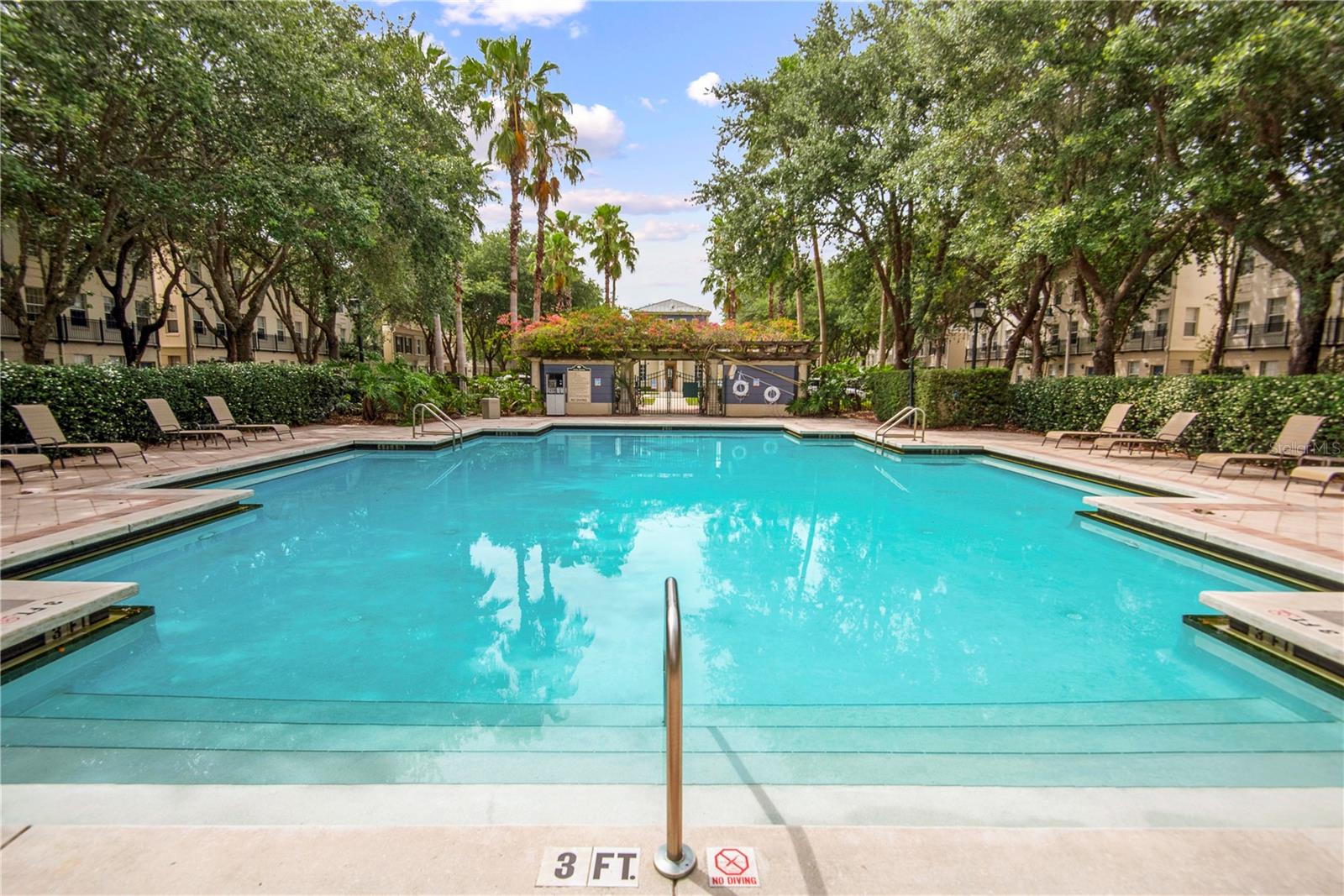 Image 13 of 14 For 1038 Waterside Drive 1038