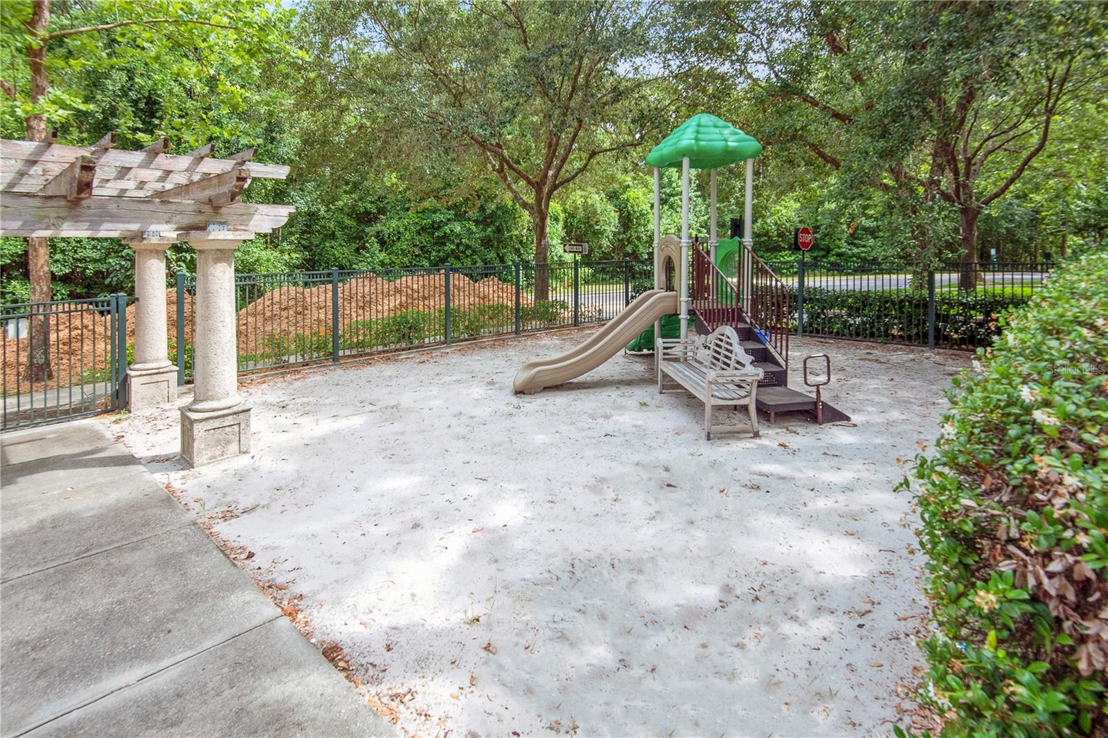 Image 14 of 14 For 1038 Waterside Drive 1038